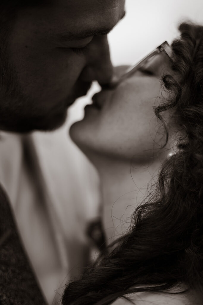 Outdoor wedding, Sanoma California, adveture wedding, travel photography, wedding photographer, destination wedding photographer